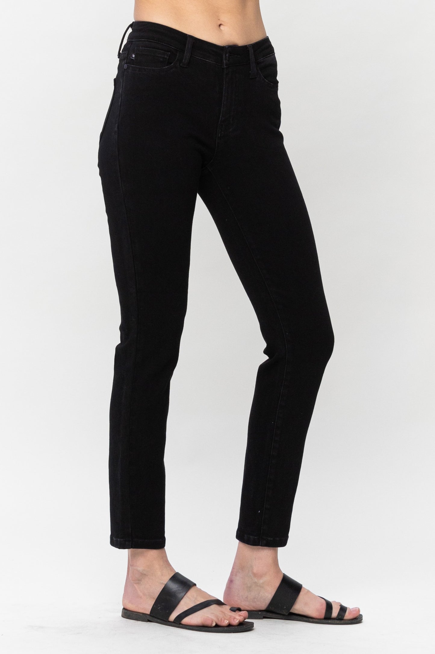 Judy Blue-Jet Black Midrise Slim Fit Jeans