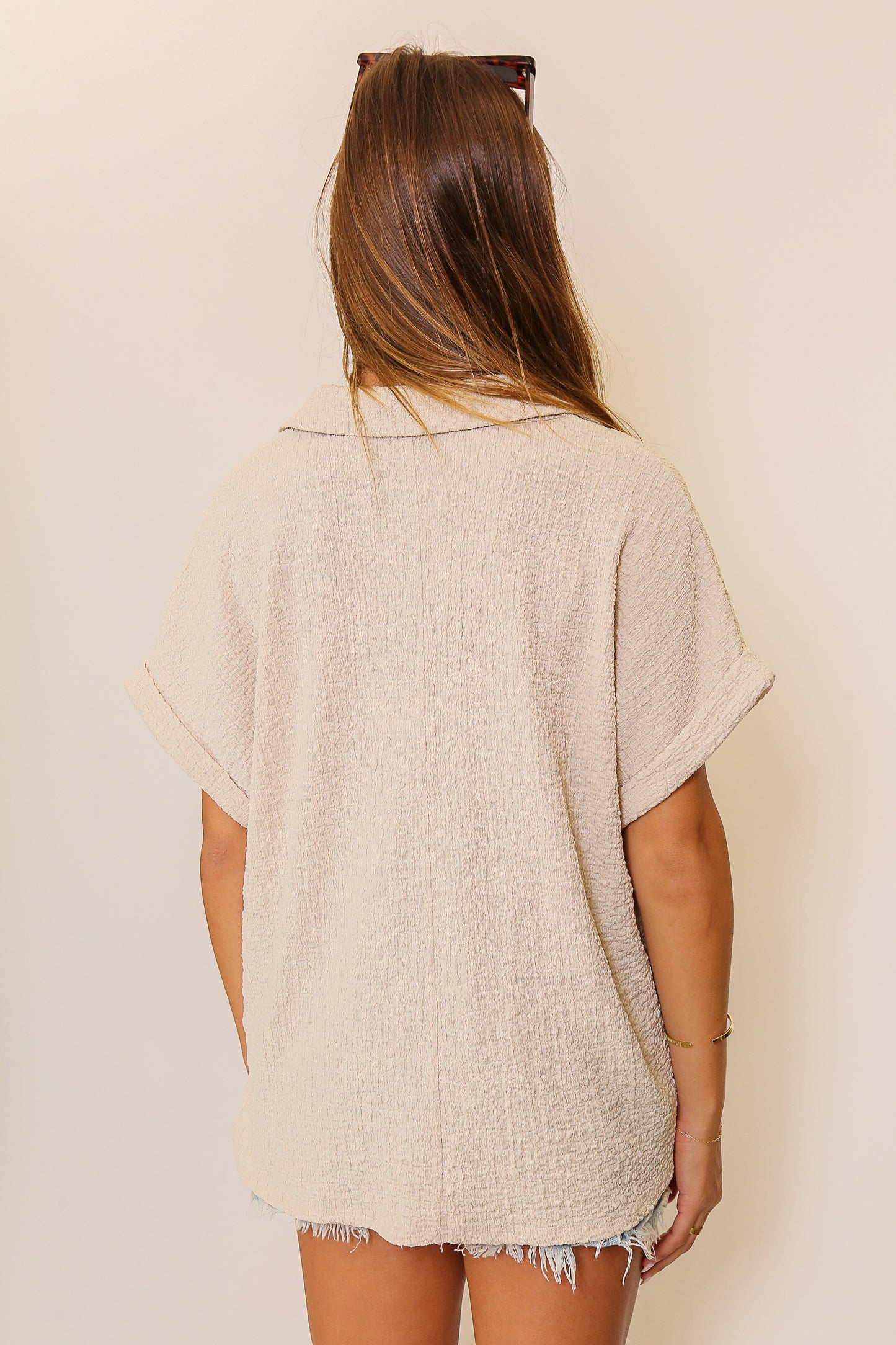 Sand Textured Collared Short Sleeve Top