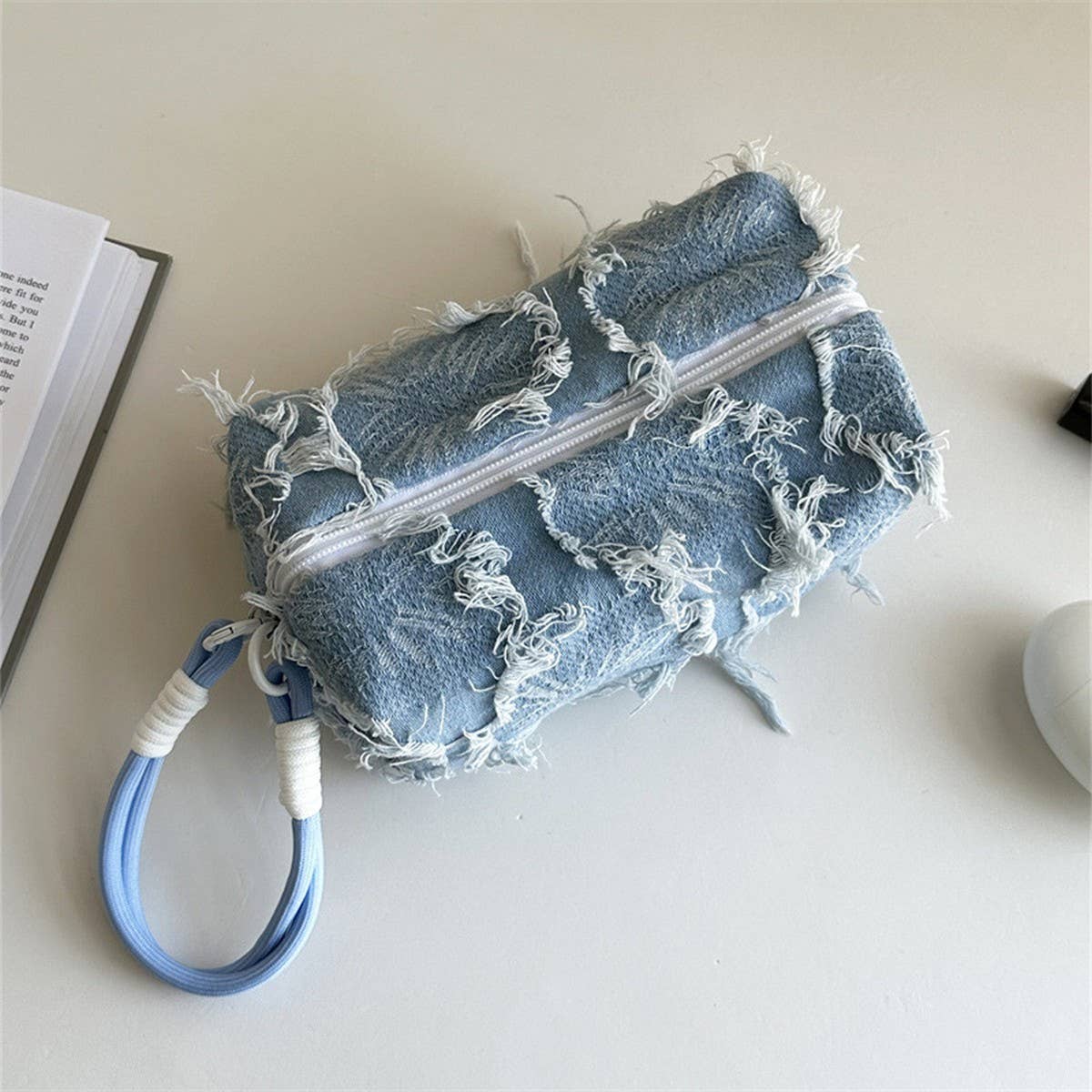 Plush Large Makeup Bag Cute Travel Storage Pouch_CUAB00641