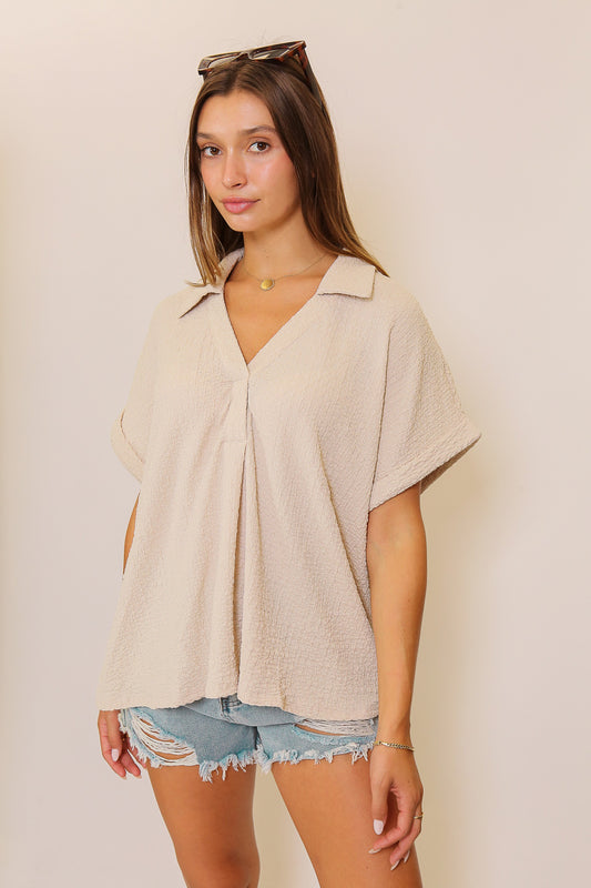 Sand Textured Collared Short Sleeve Top