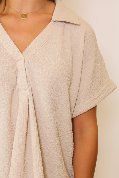Sand Textured Collared Short Sleeve Top