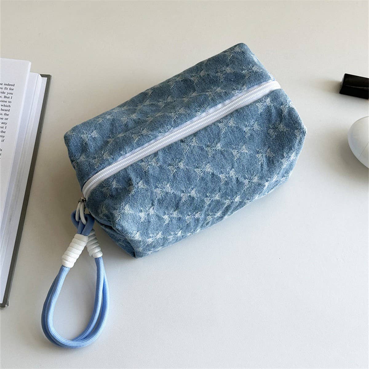 Plush Large Makeup Bag Cute Travel Storage Pouch_CUAB00641