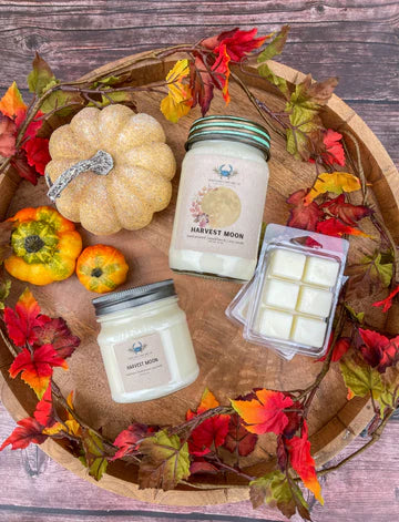 MD Farm Girl 16 oz Candle- Crisp Fall Day
